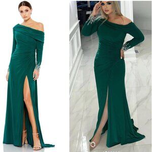 MAC DUGGAL One-Shoulder Long Sleeve Jersey Gown in Emerald Size US 8 NWT